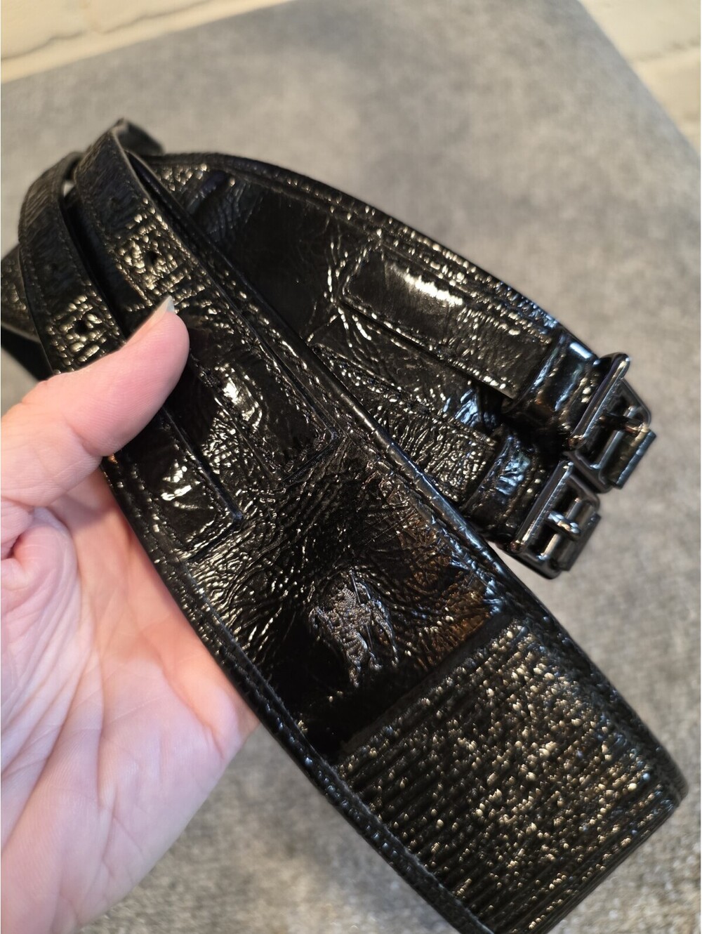 Burberry Black Patent Leather Belt Size 38/95 - Embossed Equestrian Knight - MIN